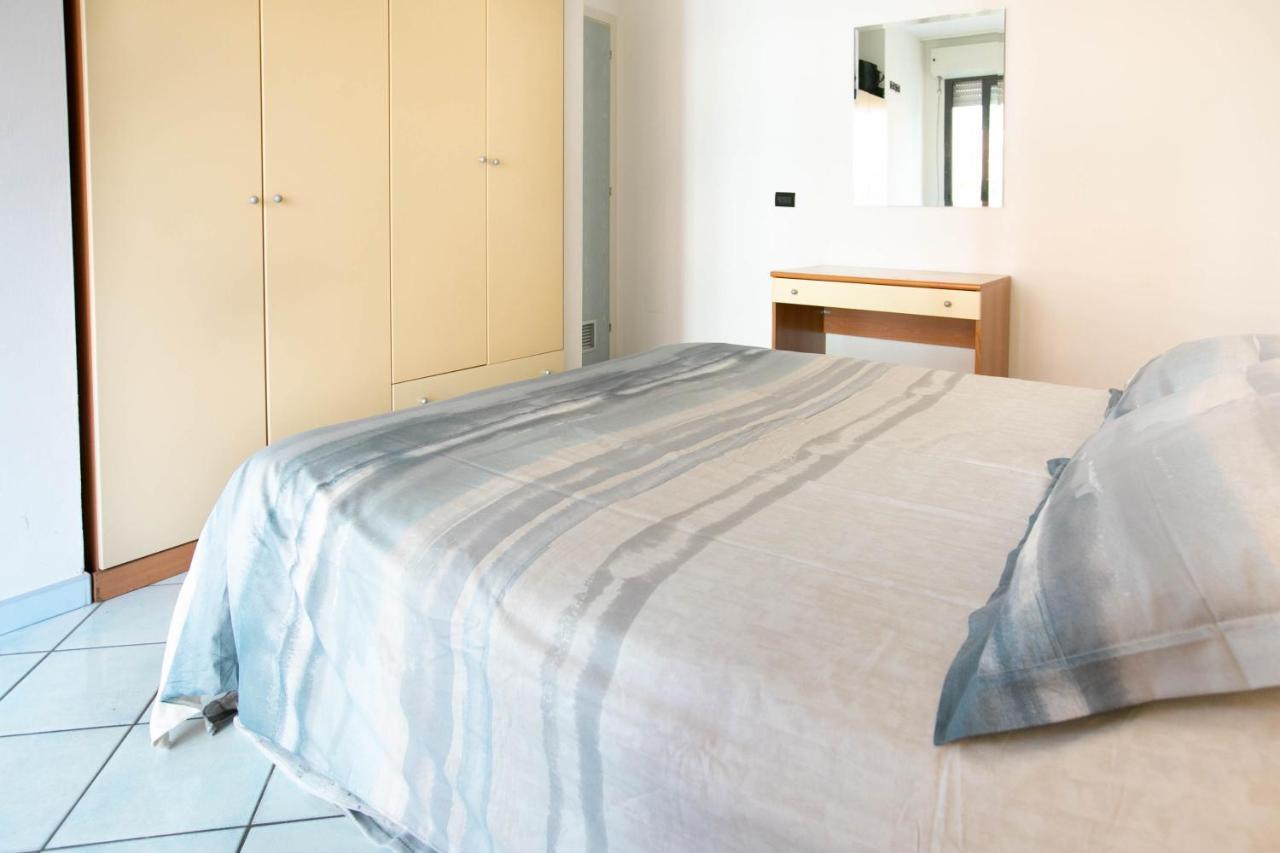 Residence Villa Dei Pini Rimini Luaran gambar