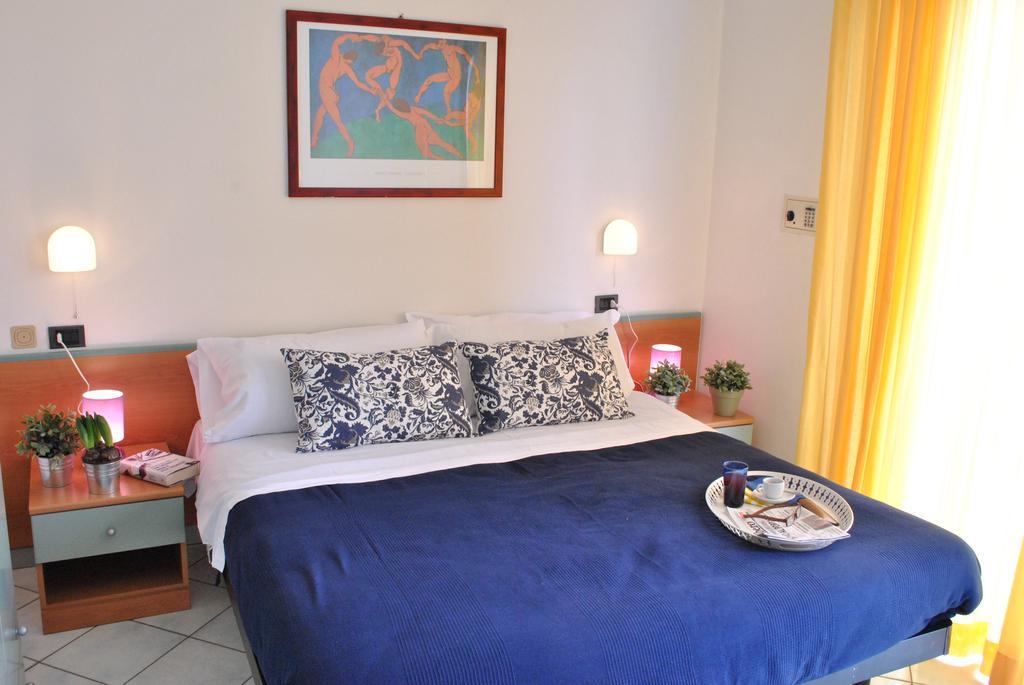 Residence Villa Dei Pini Rimini Luaran gambar