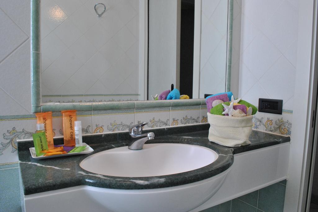 Residence Villa Dei Pini Rimini Luaran gambar