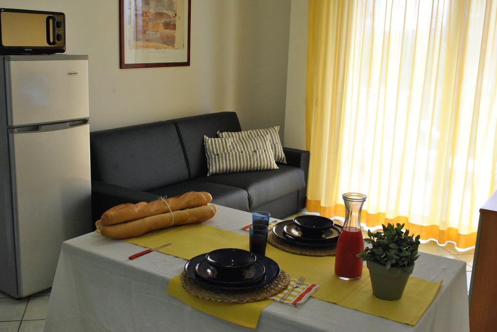Residence Villa Dei Pini Rimini Luaran gambar